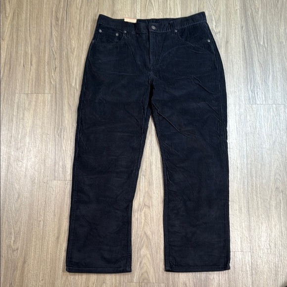 NWT Levi’s Women’s Black Corduroy Pants 100% Cotton   Mid Rise W32 L30 - Picture 1 of 6